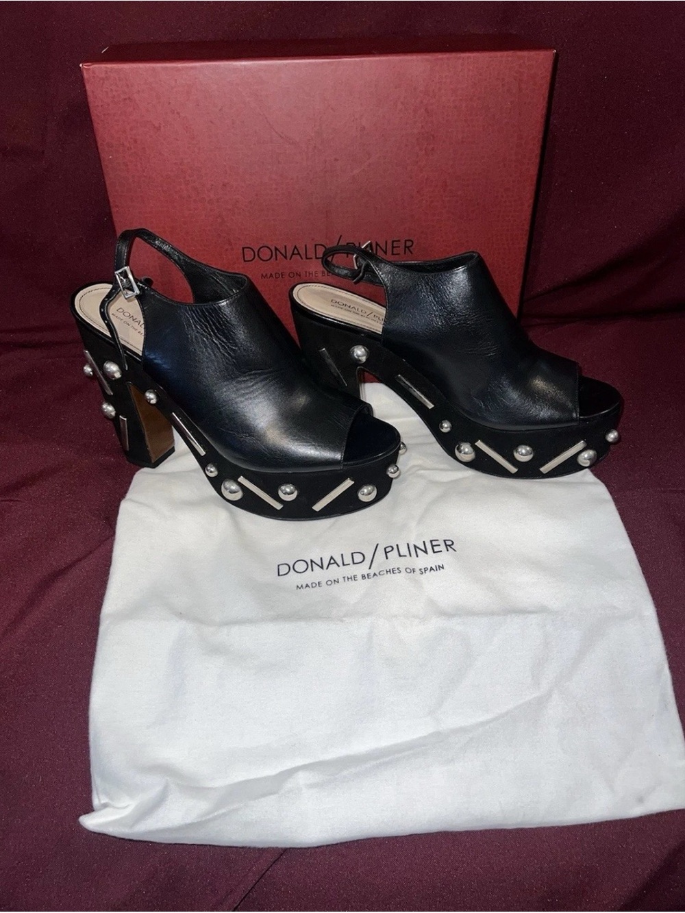 Donald/Pliner women’s shoes Norra-01 M100 Black Calf size10